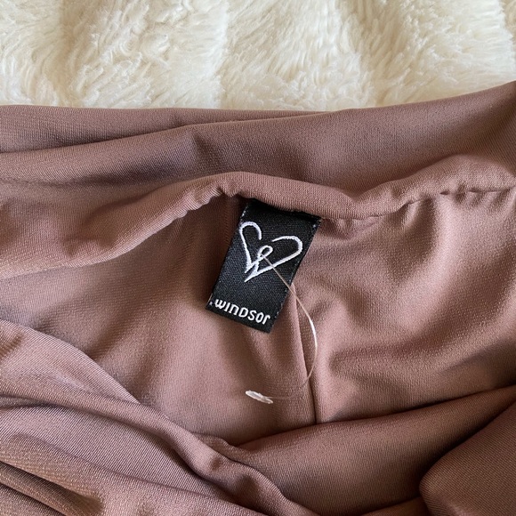 Windsor Bodycon Dress - Picture 3 of 3